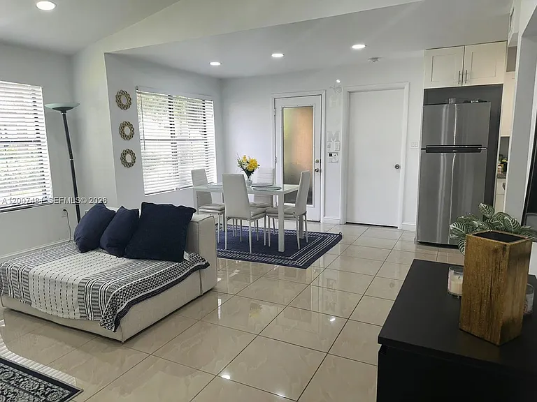 15560 SW 104th Ter #6112 — Photo 3