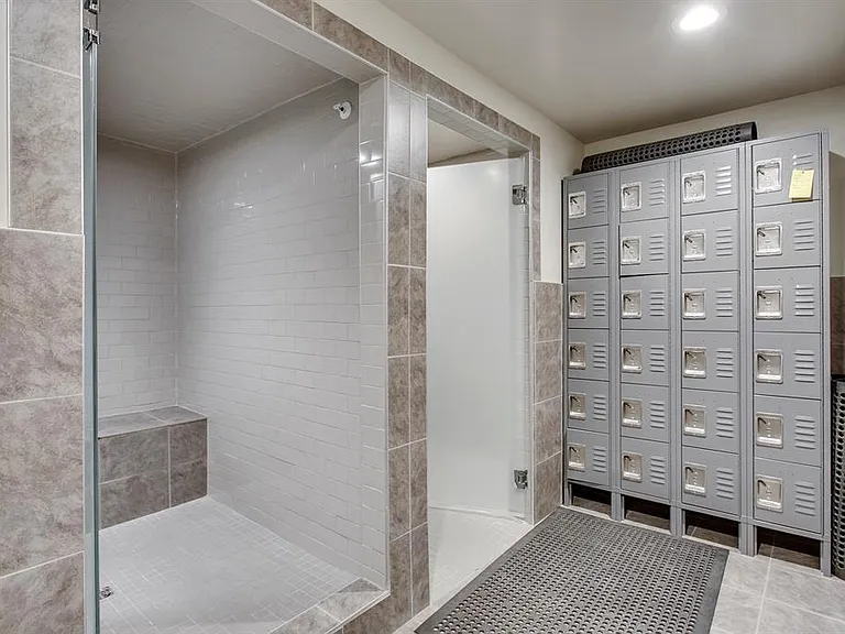 32 Varsity Estates Cir NW #102 — Photo 35