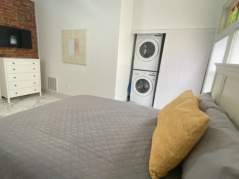 3467 Vine St — Photo 6