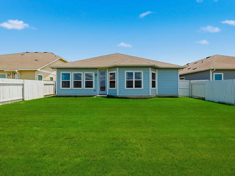 2821 Winding Creek Rd — Photo 20