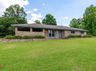 1020 Machen Dr, Springhill, LA 71075