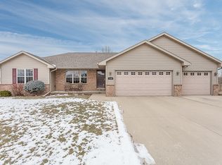 1728 Ontario Rd, Green Bay, WI 54311