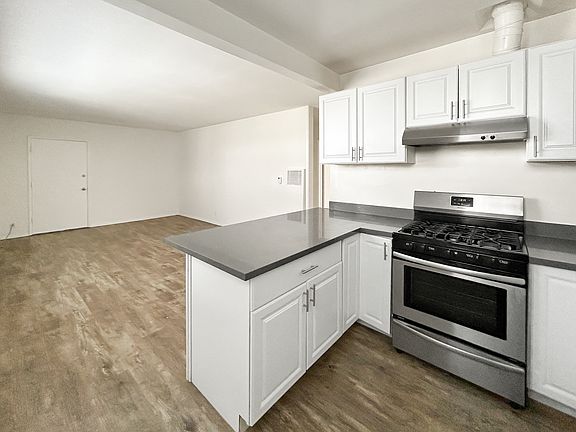 3rd image of 1216 N Crescent Heights Blvd APT 5