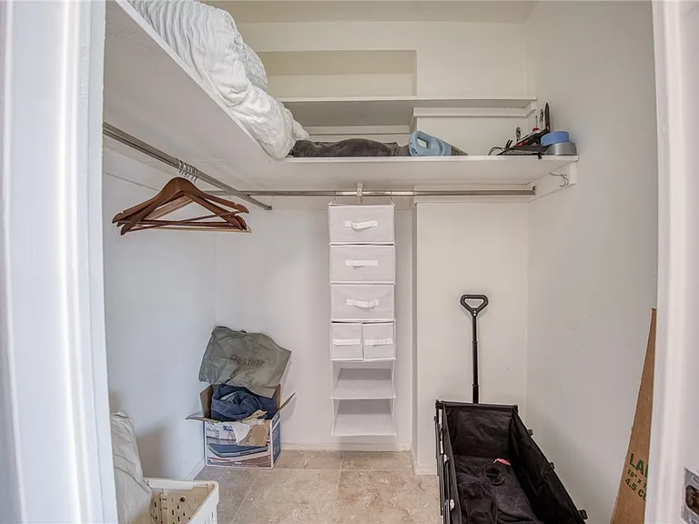 320 Fort Duquesne Blvd #10B — Photo 14