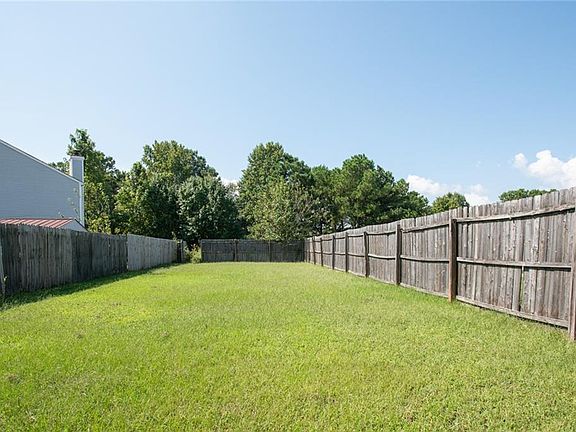 3rd image of 189 Wexford Dr E