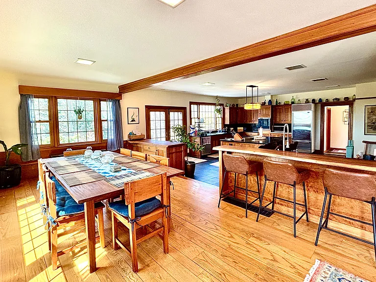 Bean Rd — Photo 2