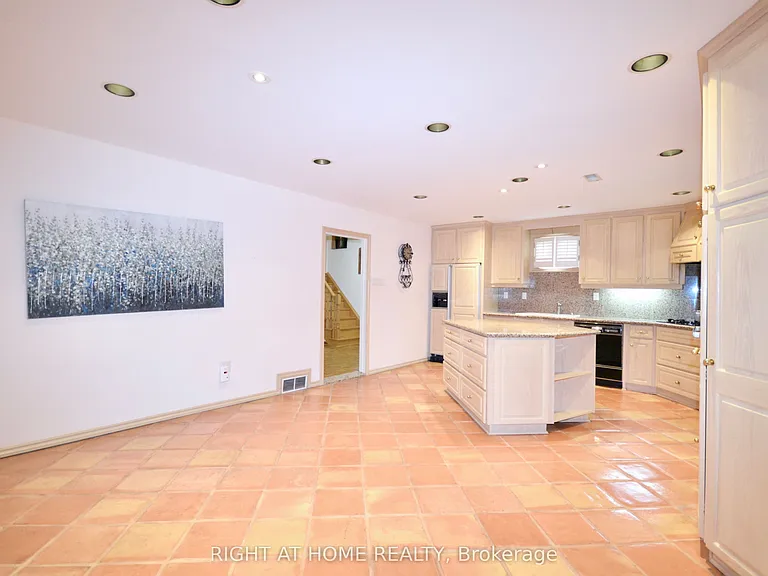 42 Culford Rd — Photo 32