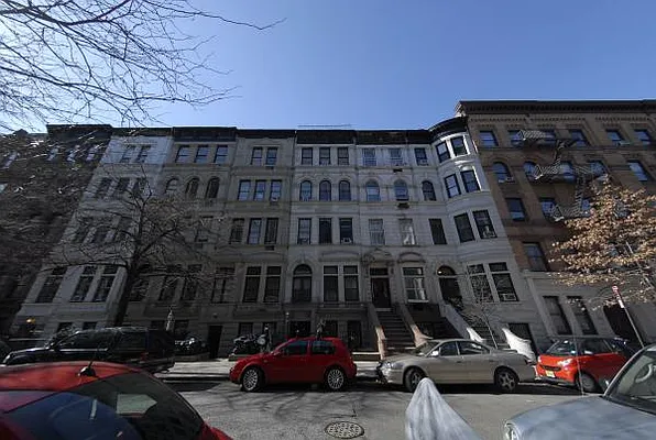 Rented by BLU Real Estate | media 18