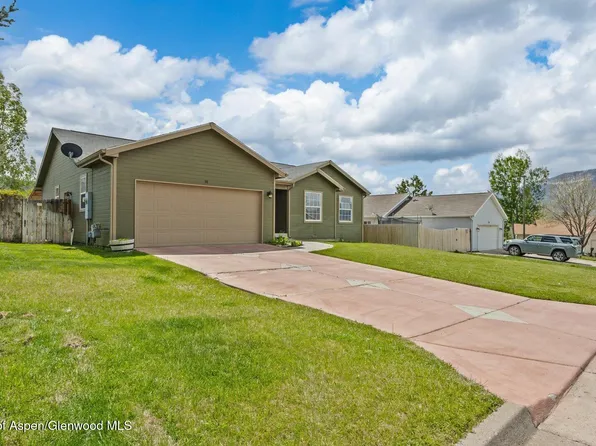 30 Juniper Ln, Parachute, CO 81635