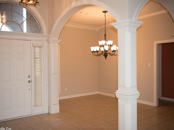 4th image of 206 Maranes Cir
