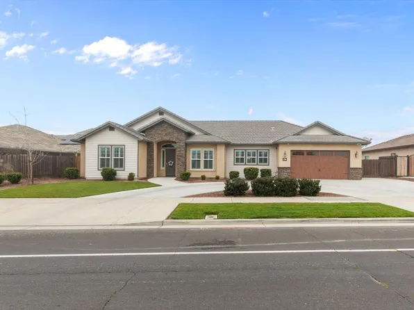 947 Doak Blvd, Ripon, CA 95366