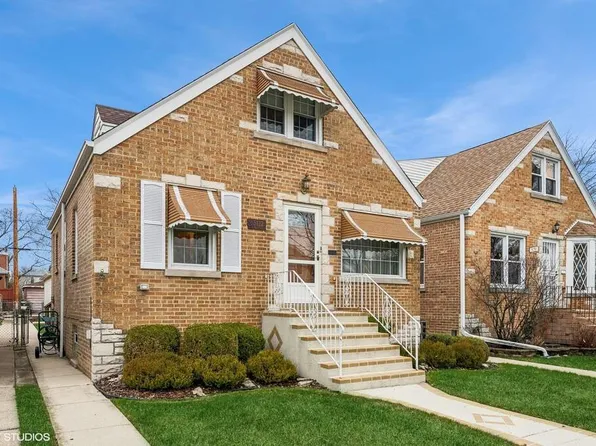 5122 N Oak Park Ave, Chicago, IL 60656