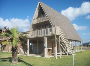 22909 Fresca St, Galveston, TX 77554