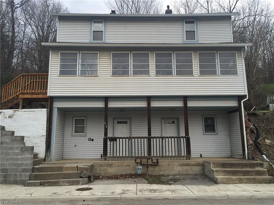 1st image of 614 E Wood St