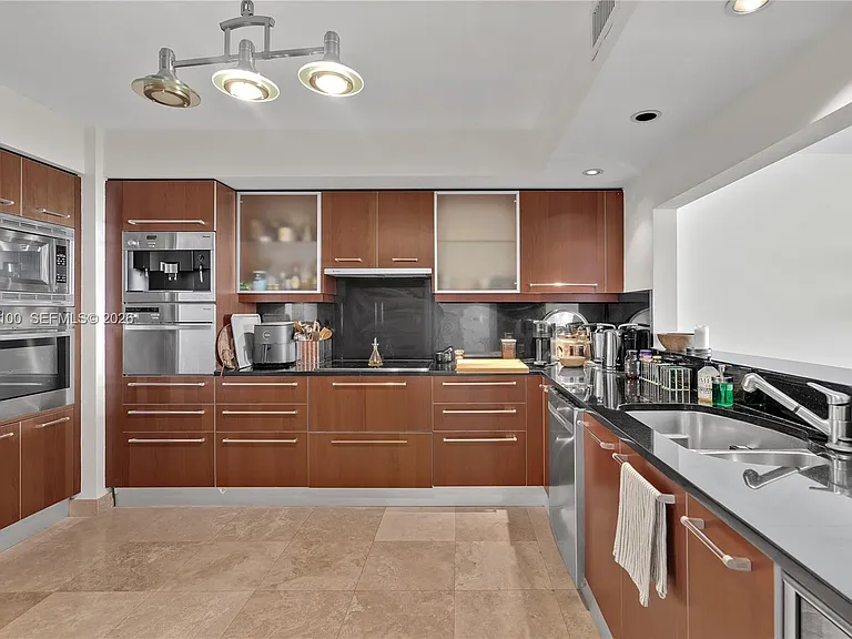 1331 Brickell Bay Dr #2007 — Photo 5