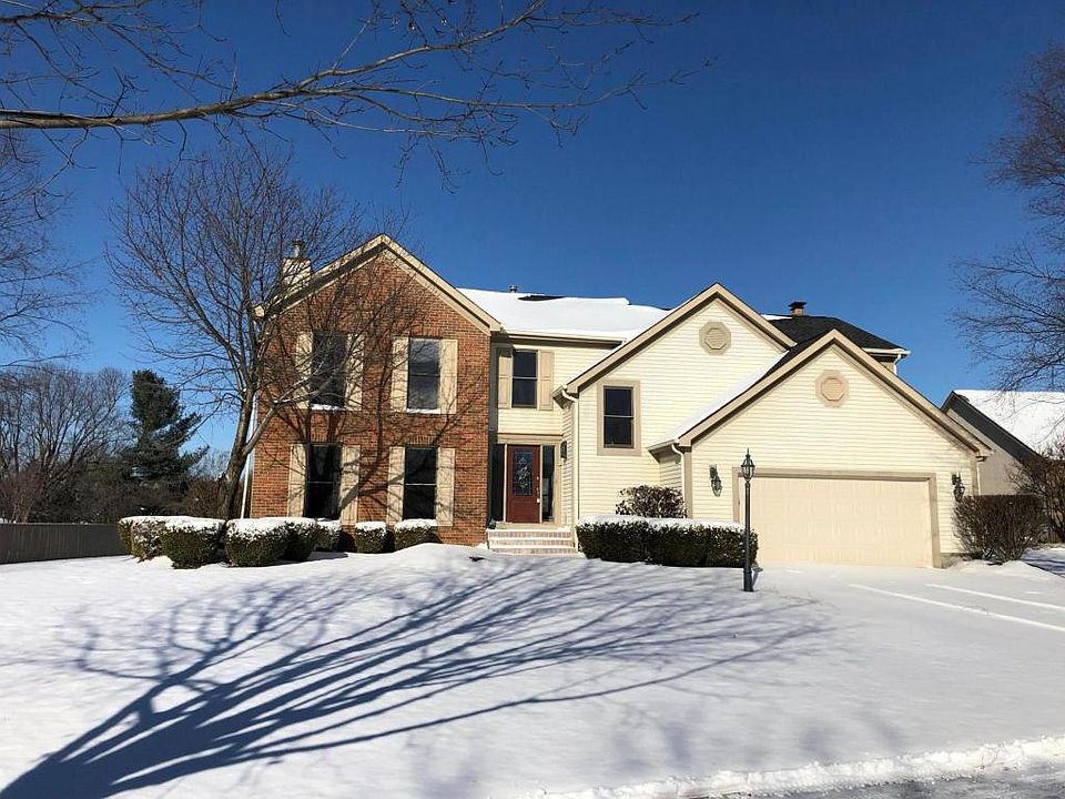 1st image of 842 Brookside Dr