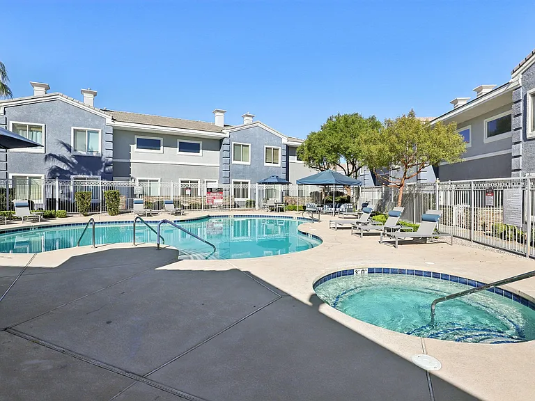 Camino Al Norte Townhomes — Photo 10