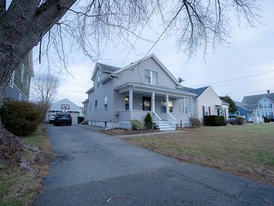 23 Wildermere St, Chicopee, MA, 01020