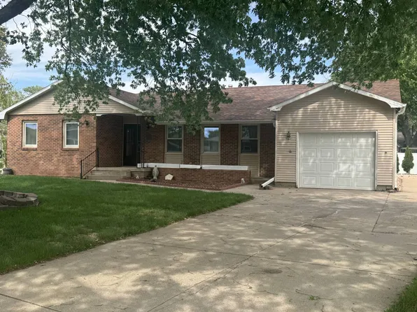 1112 1st Ave, Aurora, NE 68818