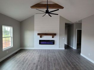 540 Fox Creek Rd, Rogersville, MO 65742