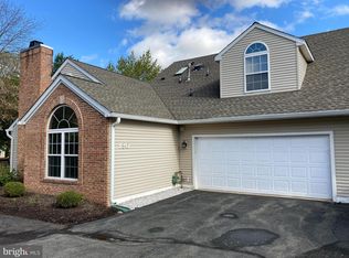 130 Woolsey Ct, Pennington, NJ 08534