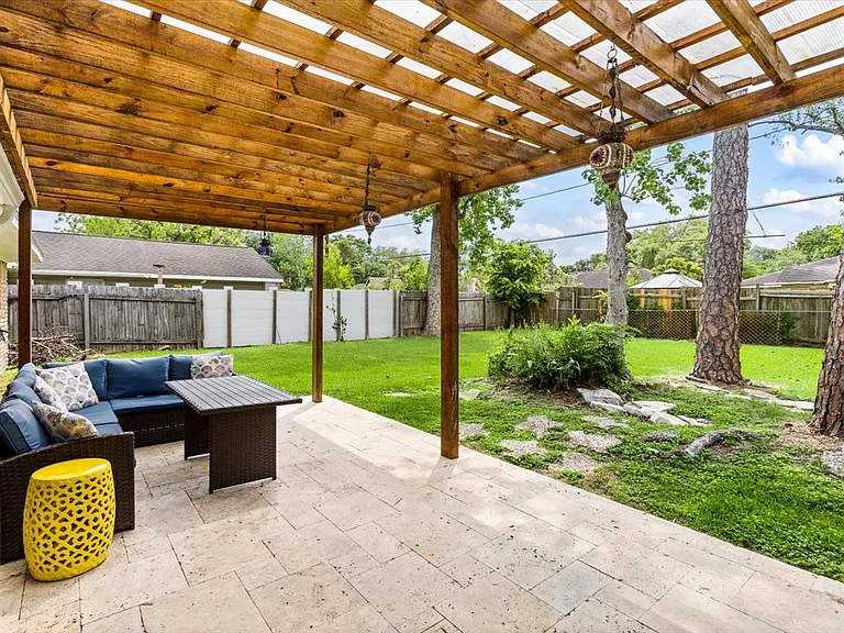 5751 Firenza Dr — Photo 41