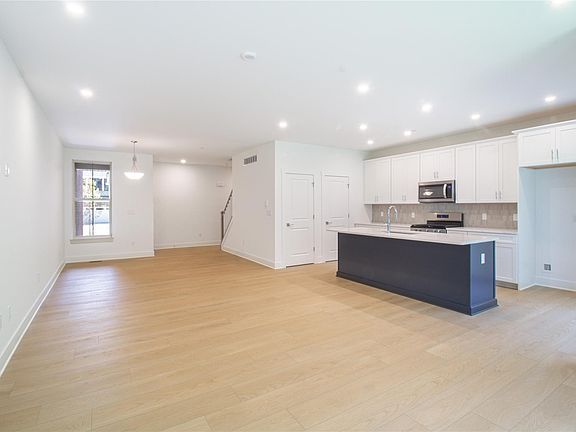 5th image of 49530 Coldwater Ridge Dr