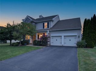 2765 Farmstead Rd, Easton, PA 18040