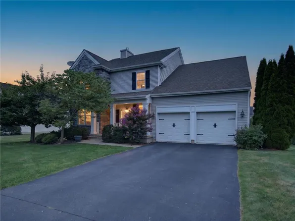 2765 Farmstead Rd, Easton, PA 18040