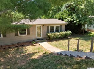 8308 Dawson Rd, Plattsmouth, NE 68048