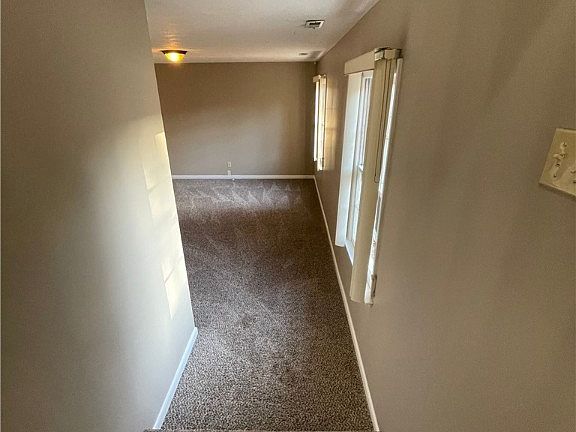 5th image of 1536 Rossmore Dr