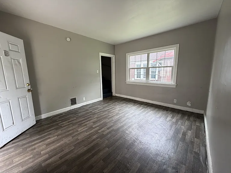 516 W Marion St #B — Photo 1