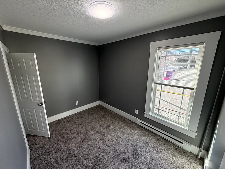 28 King St #2 — Photo 14