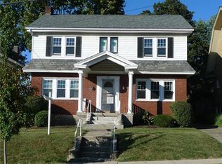 111 Overlook Dr, Pittsburgh, PA 15216