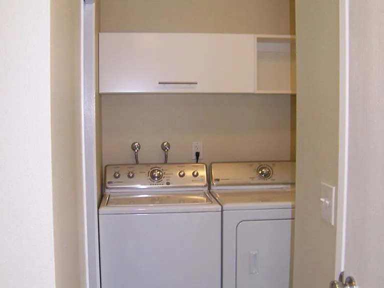 6441 N Wilbur Ave — Photo 6