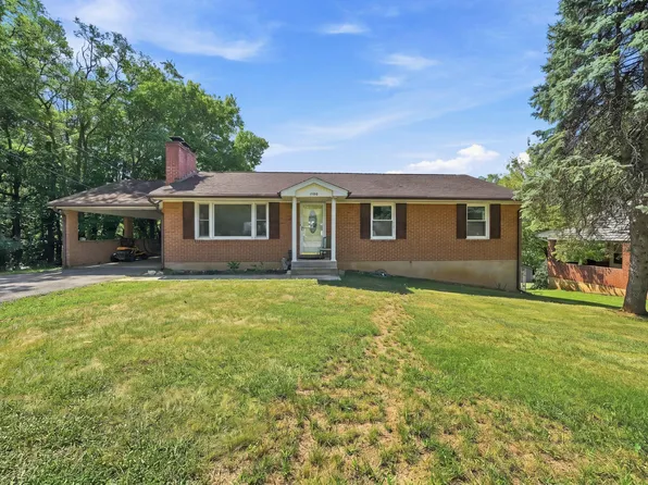 1400 Kathryn Ln, Salem, VA 24153
