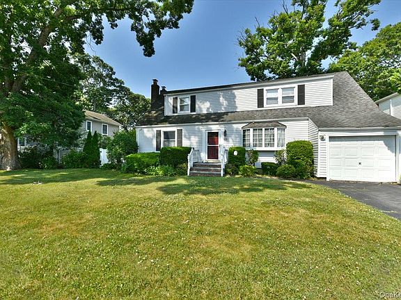 3rd image of 344 New York Avenue