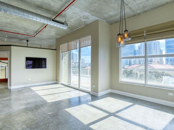 313 NE 2nd St APT 603