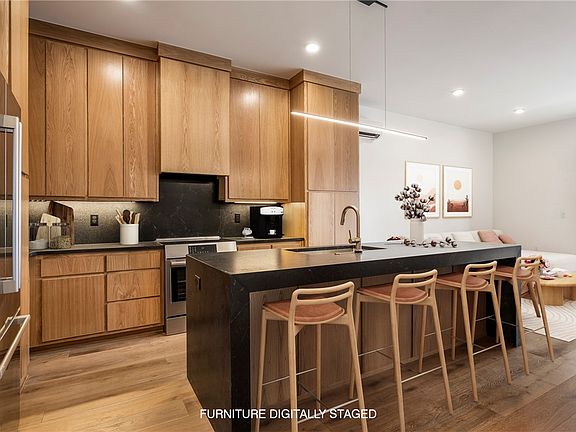 2nd image of 905 SE 4th St #209