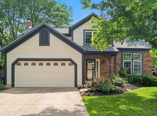 1126 Welwyn Dr, Columbus, OH 43081