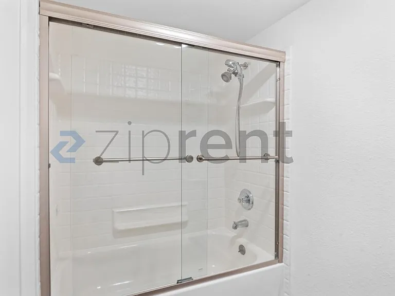 11030 Firethorne Dr — Photo 21