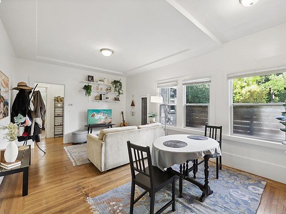 4th image of 6024 Chabot Rd APT 2