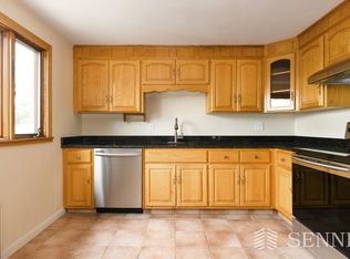 36 Preston Rd #TWO, Somerville, MA 02143