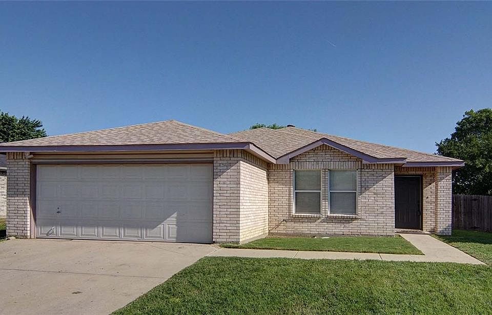 1st image of 903 Cortez Dr