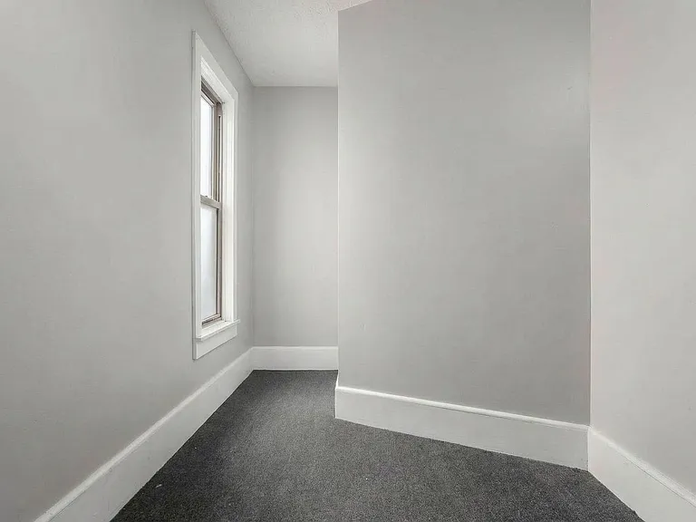45 McMillen Ave — Photo 12