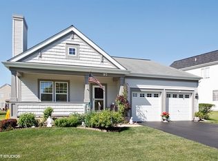 97 W Arlington Dr, Round Lake, IL 60073