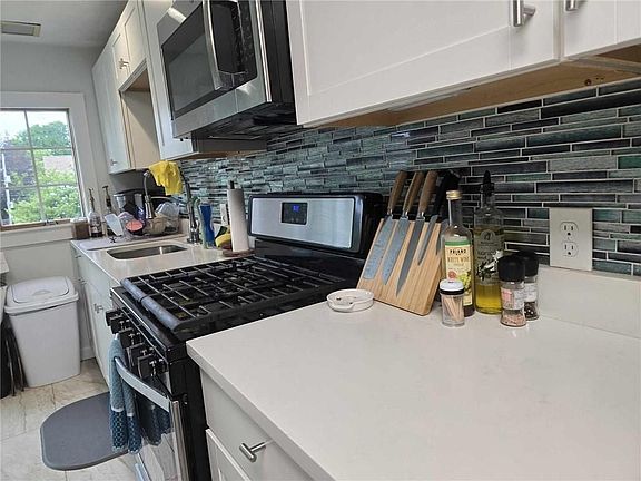 2nd image of 55 Court St #2