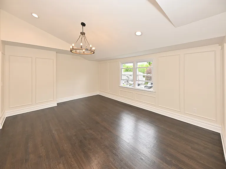 190 Madison Ave #2 — Photo 4