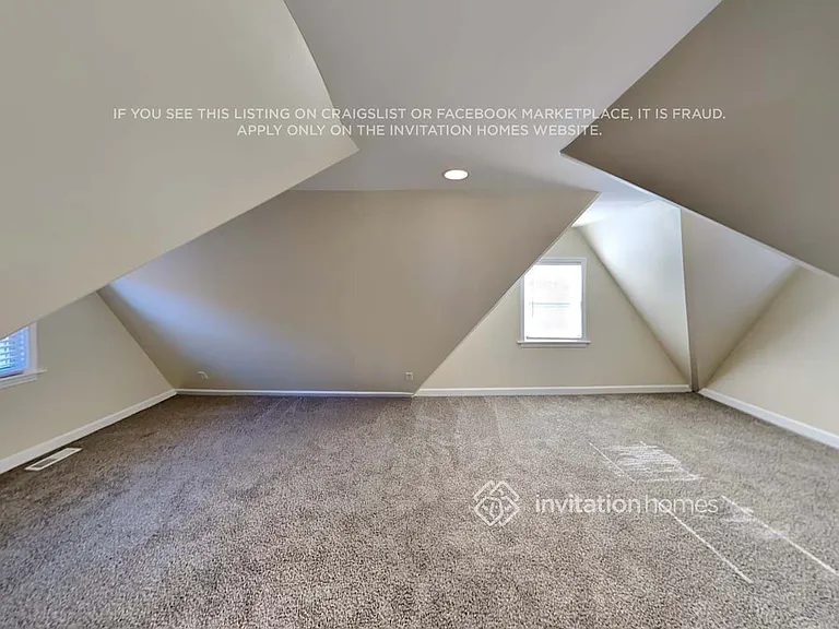 3110 N Austin Ave — Photo 18