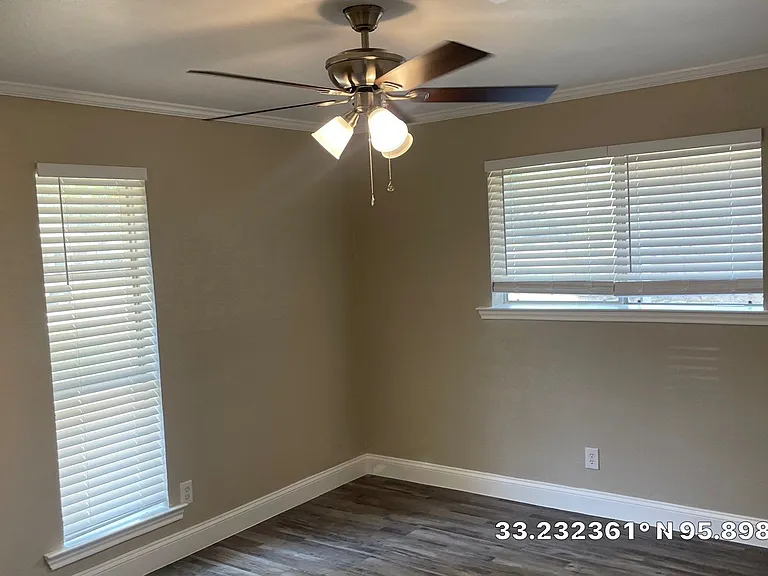 2816 Windy Dr — Photo 10